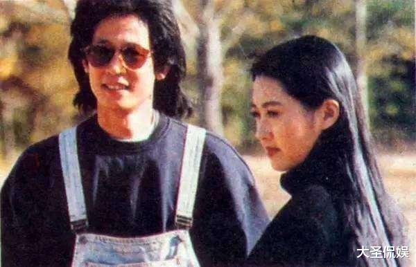 「王志文」好命王志文：泡遍90年代顶级美女，42了还让年轻漂亮富婆为他死心塌地