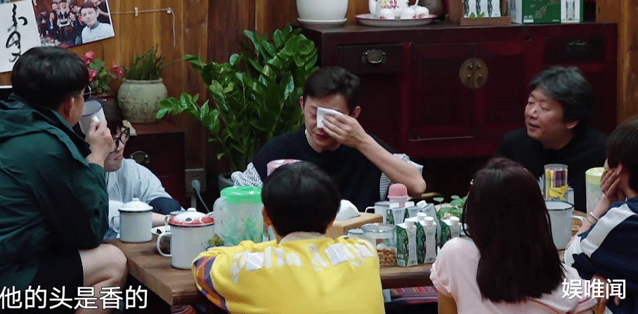 老狼|他是《向往的生活》史上最催泪的嘉宾，先后让张子枫欧阳娜娜泪洒