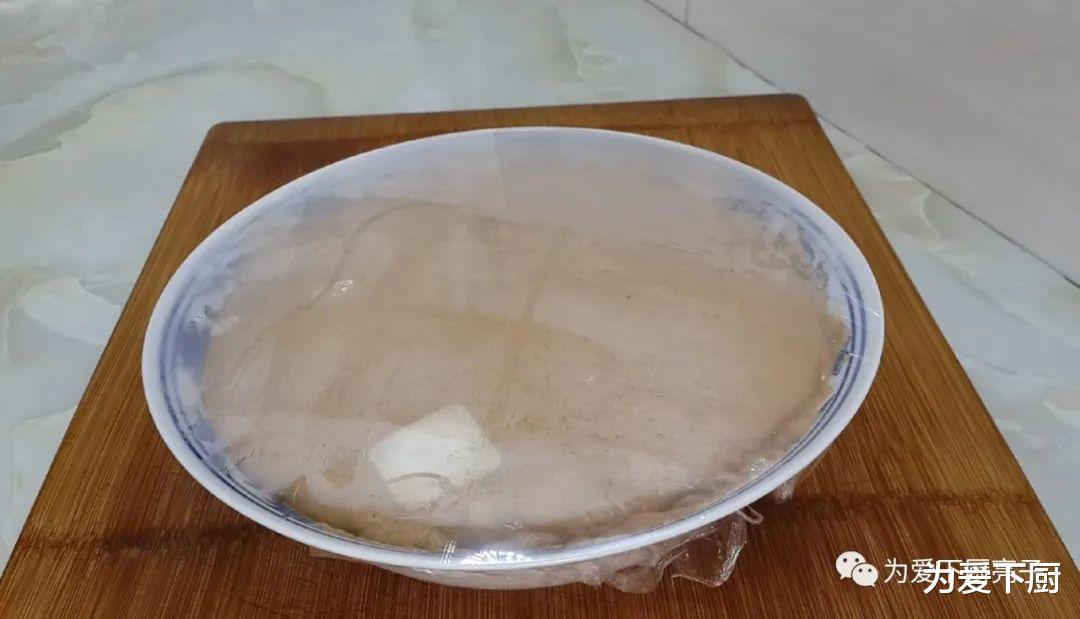 『葡萄干』面粉别再蒸馒头了，加2把葡萄干，做出创意小吃，比面包香甜好吃