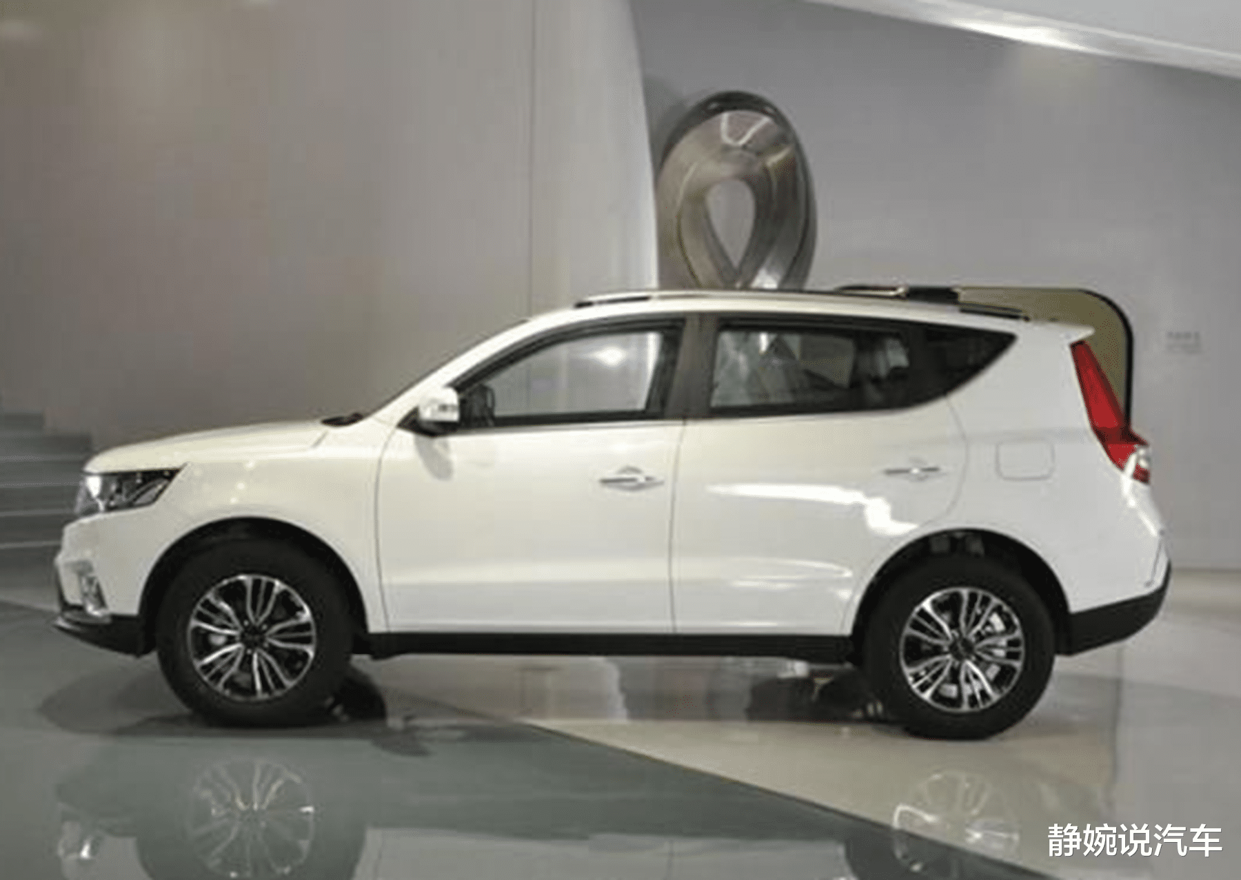 吉利远景|吉利加入“价格战”，远景x6降至5万，这是认清现实了？