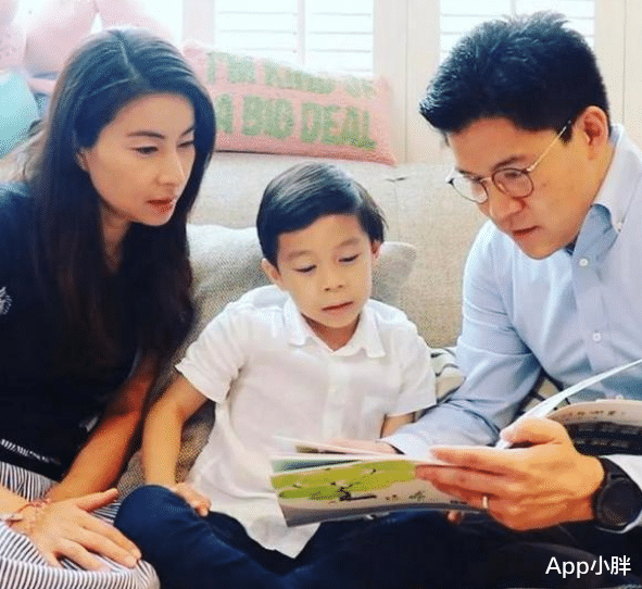 家产@三房太太，争夺几百亿家产，霍家宫斗比港剧精彩多了