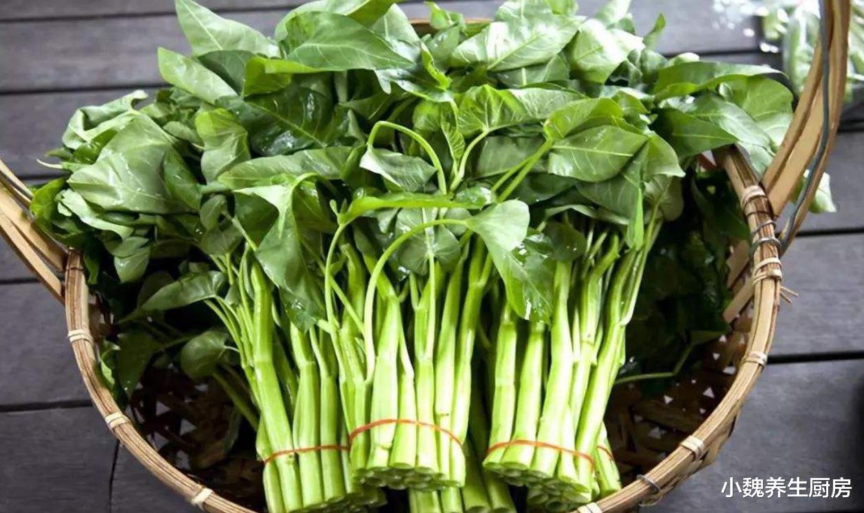 牛奶|三伏天,吃猪肉不如吃它,每天炒一盘,钙质是牛奶3倍,太过瘾了