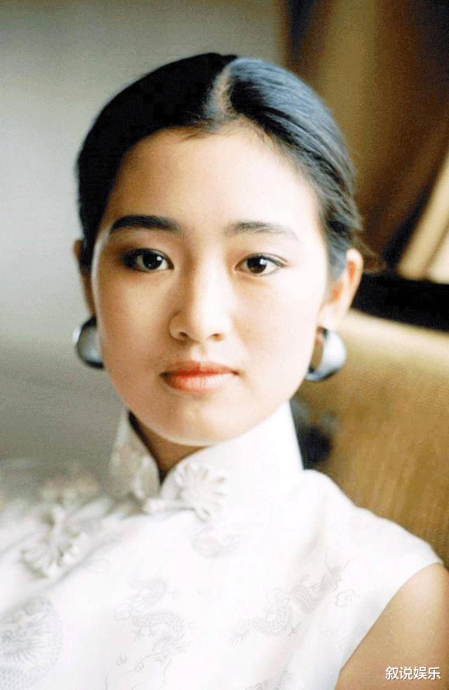 花木兰|刘亦菲演技烂，《花木兰》上线一天口碑暴跌，中国文化面目全非！