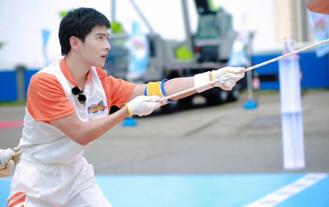 杨洋|这一次，终于没人骂他“油腻男”