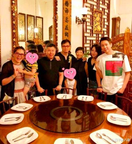 华语乐坛|公认的华语乐坛教父，开演唱会上座率为何如此惨淡？自嘲观众席可以踢足球