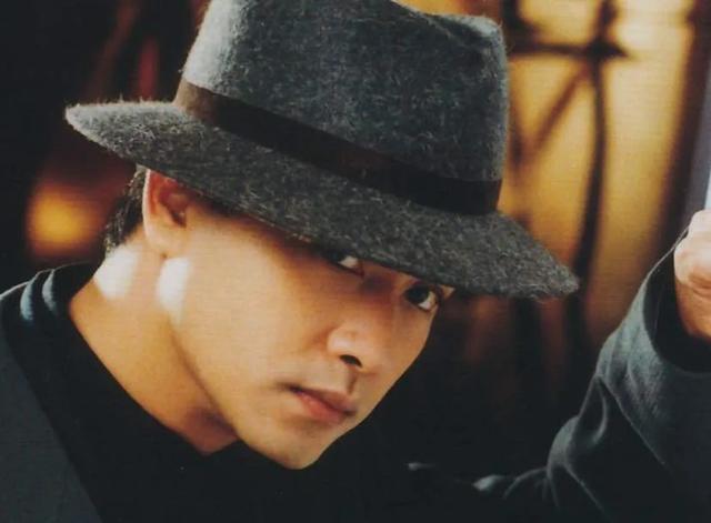 金马奖|香港十大影视歌三栖巨星排行榜:张国荣名列榜首!