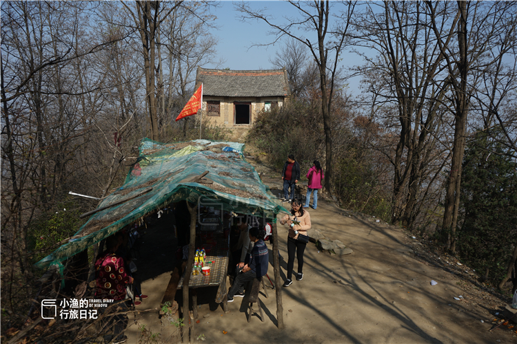秦岭|西安秦岭徒步，深山偶遇无人村，人都去哪了？