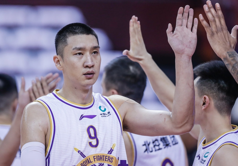 孙悦|11中1得2分,孙悦多次投出三不沾,34岁仍打43分钟,马布里太需要他了!