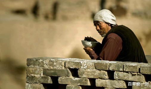 阿朵|高德推送“家人地图”功能：精准定位，可了解家人72小时行动轨迹