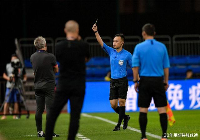 广州恒大|郜林没上场却因抗议染黄！球迷：向新东家表决心，跟旧主势不两立