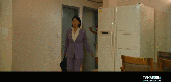 电影|破尺度韩国片,颠覆整个国家!这片没爆,太可惜...