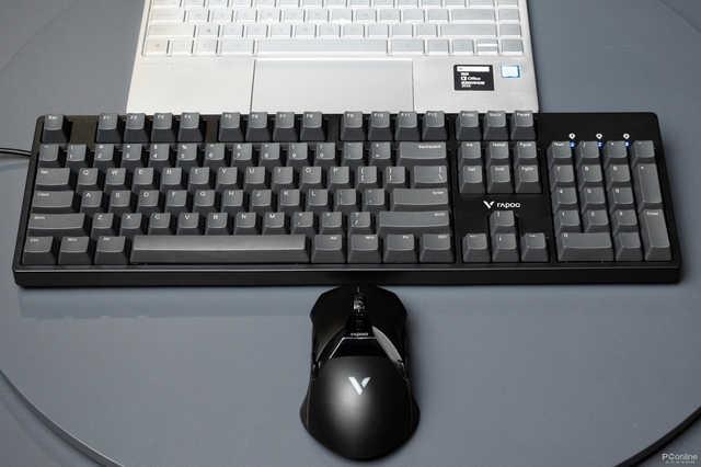 95后|雷柏V860机械键盘评测 这个价位的樱桃抽，不买来试试么？