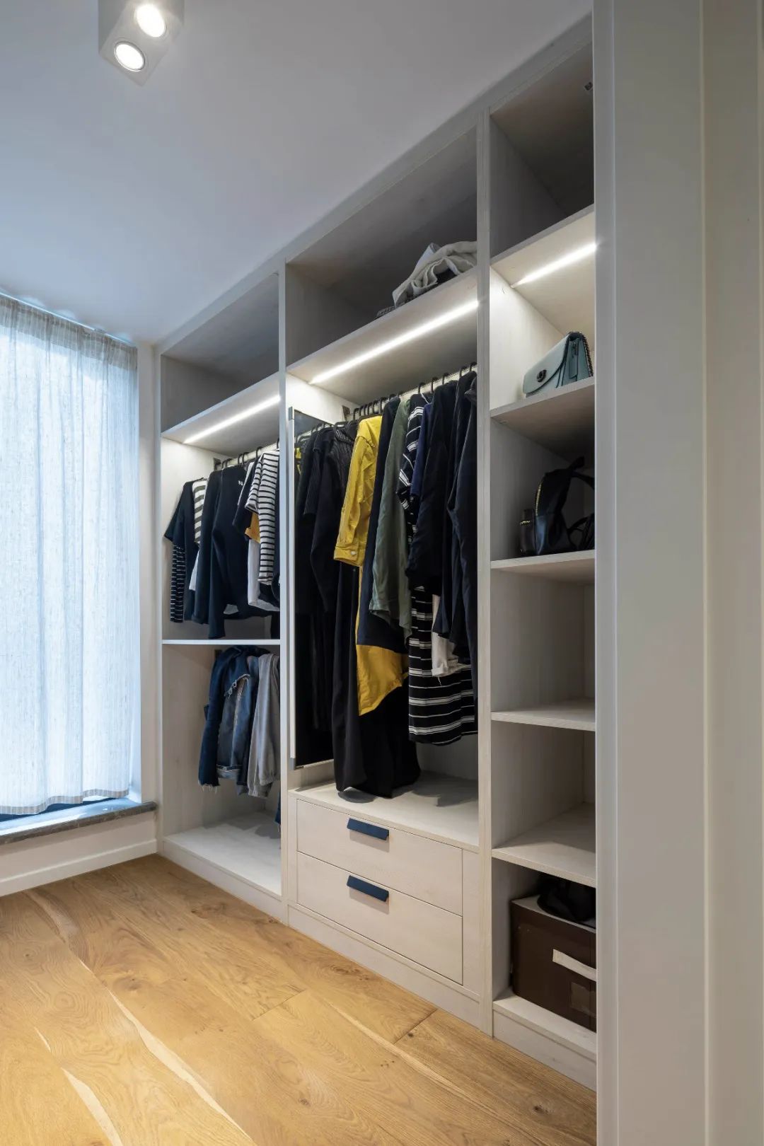 @130㎡北欧简约，女主人爱生活，男主爱游戏，客厅书房设计一体