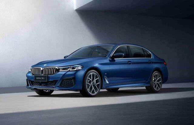 宝马5系|换代宝马5系亮相！降到35万，90后不用等了