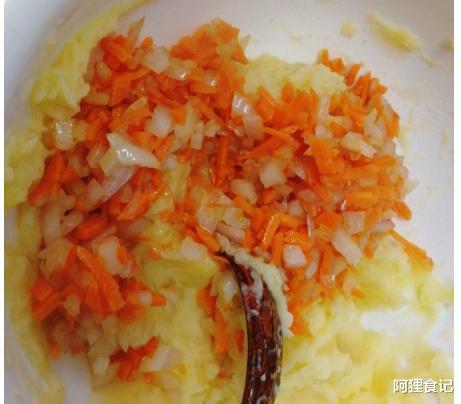 「土豆」夏季别嫌它\贵\，咬一口都是钙，孩子吃了长高个，身体棒