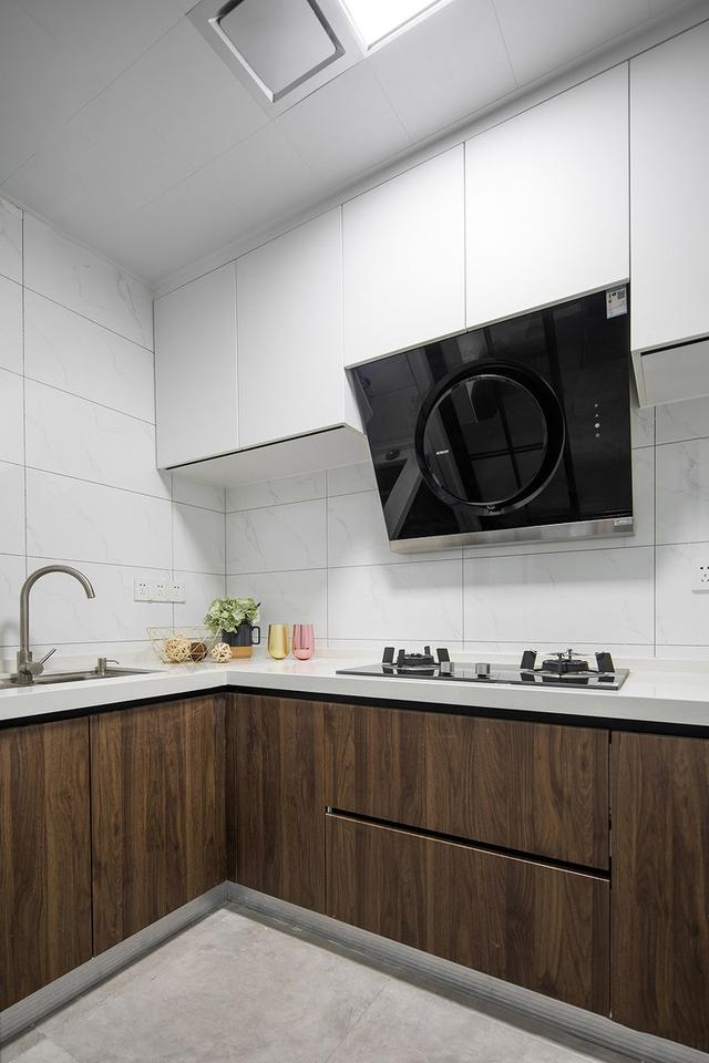 北欧风|90平北欧风白木色灰三色,创造出时尚空间的小资气息