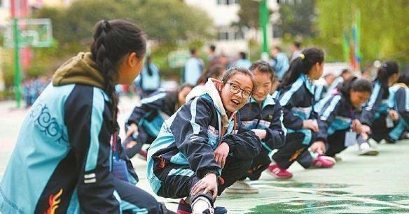 教育部|教育部发布严厉通知,中小学生喜迎“好消息”,但老师却不高兴了