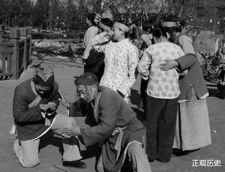 云南|中国持续千年造出来的省，通过人口迁移，蛮荒变文明，森林变都市