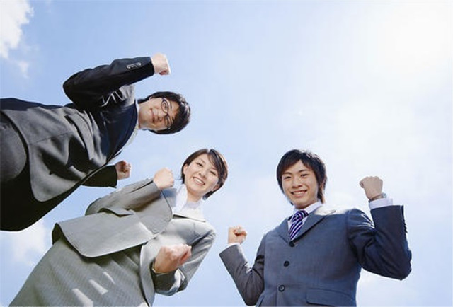 「」什么人在职场中晋升快？这些人具有什么特点？