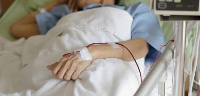 癌细胞|癌症大姐成功的活过了11年，身体里没有一个癌细胞