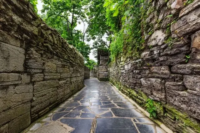 梯田|适合国庆假期穷游的地方，梯田、瀑布、樱花、峡谷，风景优美宁静