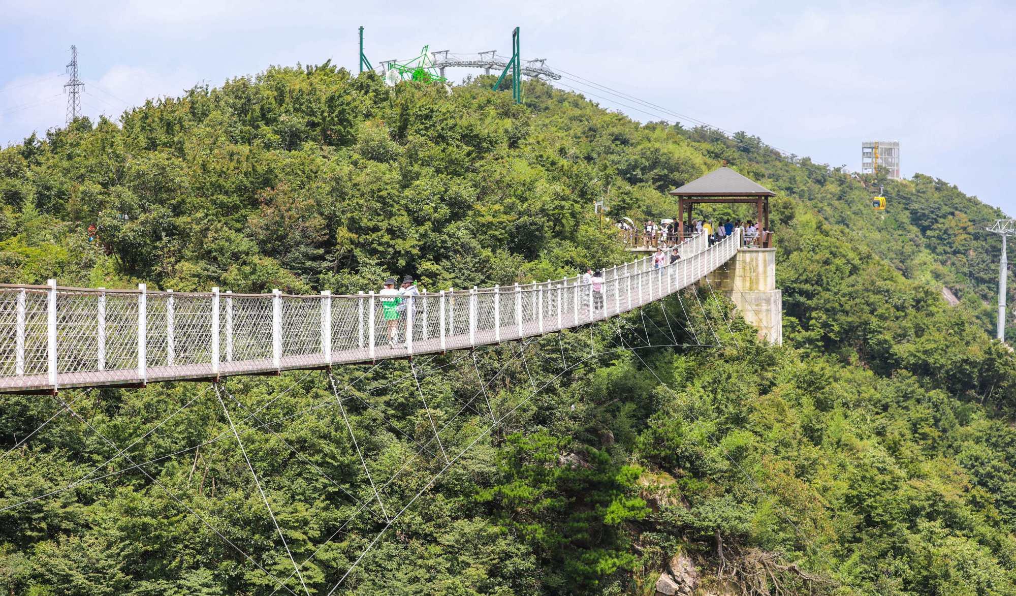 杭州|距离杭州50公里的云上草原，海拔1168米，有浙北最长的客运索道