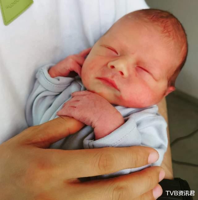 恭喜！39歲前TVB資深女星榮升人母：在澳洲開刀剖腹產誕下6磅男嬰-圖5