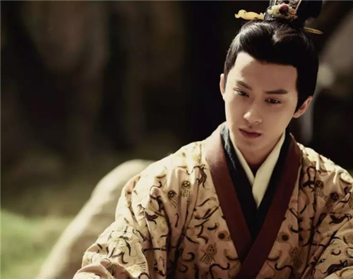 曹丕|曹丕为何40岁便英年早逝？你看他都干了啥，能活40岁已是高寿了