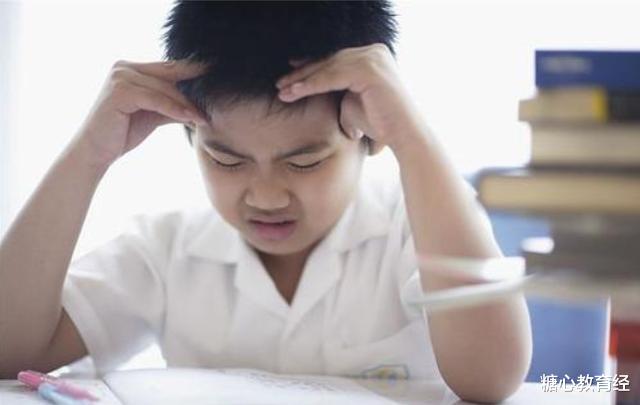 作文|小学生作文《扫雷》火了，一个字改变整篇文章意思，老师哭笑不得