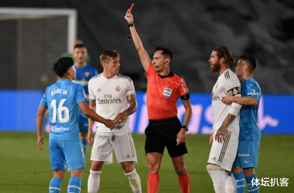 『李刚仁』4.9分！韩国天才创下耻辱纪录，韩媒辩解：很久没踢球，太兴奋了！