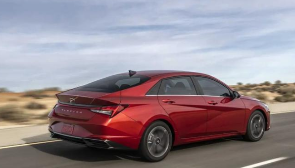 哈弗■绝对的“梦想座驾”，轴距2720MM，外观不输思域，关键起售8万元