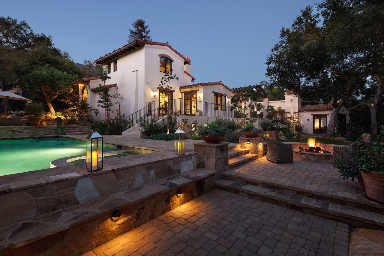 「」14个地中海风“花园庭院”设计，简单清新的特点，美了无数院子