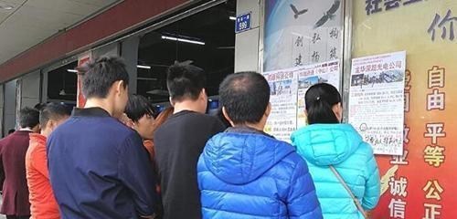 李刚|此行业“潜规则”藏不住了，开遍大街小巷，“此收入”返点很高！