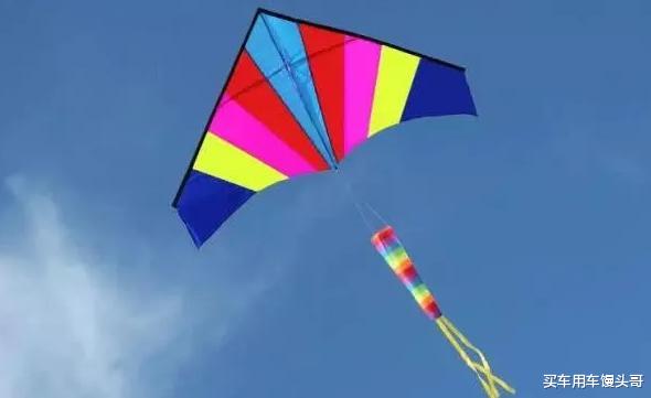 「皇家马德里」马塞洛接班人去世:疫情期间放风筝触电,踢左后卫进球如麻