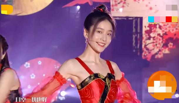 鞠婧祎|湖南晚会女星扎堆翻车？胡冰卿发际高被疑秃头，鞠婧祎鼻子再遭嘲