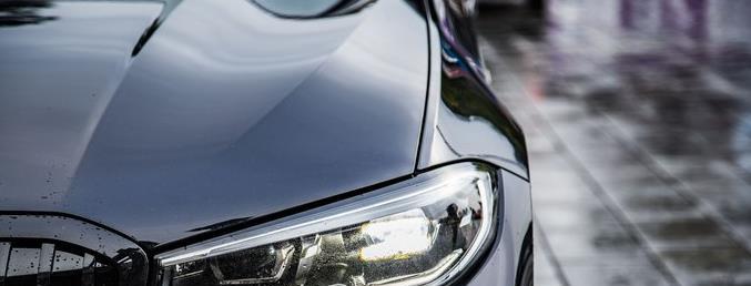 「宝马3系」人生总绕不过一辆宝马3系，40万喜提340，比较值