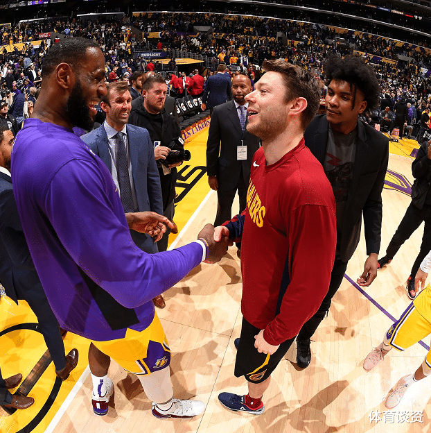 湖人队|至今0分!湖人又避开垃圾合同,感谢你拒绝加盟,刚签约就受伤