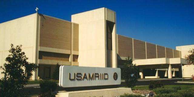 美军@屠呦呦：新冠早期症状与疟疾相似。那5名美军士兵恐脱不了干系