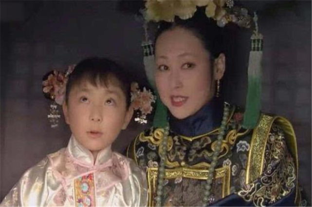 欧美明星|甄嬛传：甄母是何身份，让玉娆和甄嬛都长得像纯元？你看她进宫都干了啥