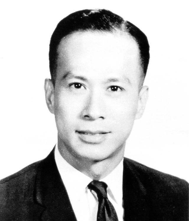 李嘉诚|拥有9500亿资产，财富早就超越了比尔盖茨，李嘉诚为什么要藏富？