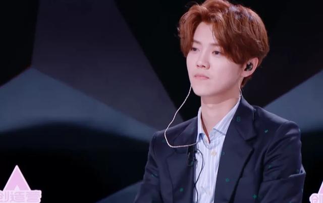 肖战：《创造营2020》肖战怒刷存在感，《无羁》引发全场大合唱