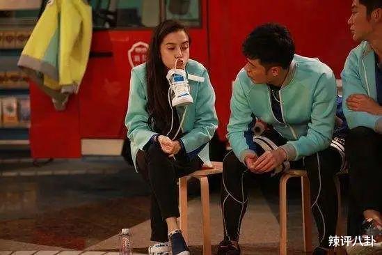 Angelababy|一线女星资源骤减，片酬降至千万仍无人问津，资本抛弃代言全无