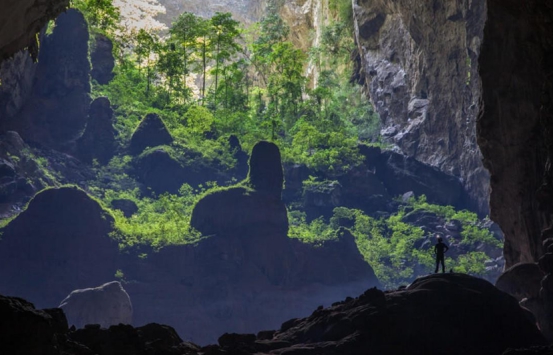 旅游业|世界最“贵”洞穴，一年只接待145人门票2万元，游客却抢着去