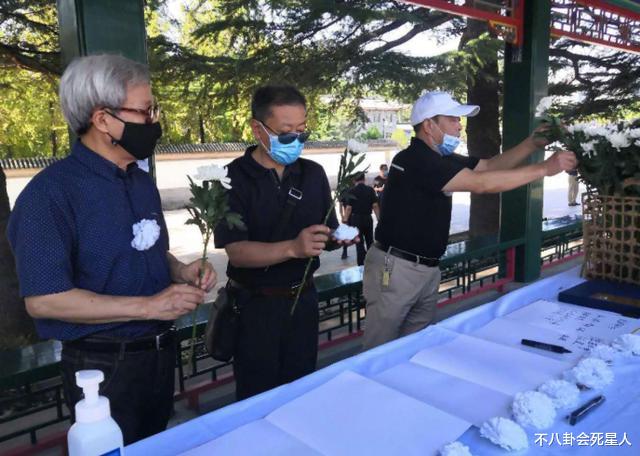 央视|央视名嘴现身沈力葬礼：倪萍敬一丹很低调，李瑞英钻石高跟鞋抢眼