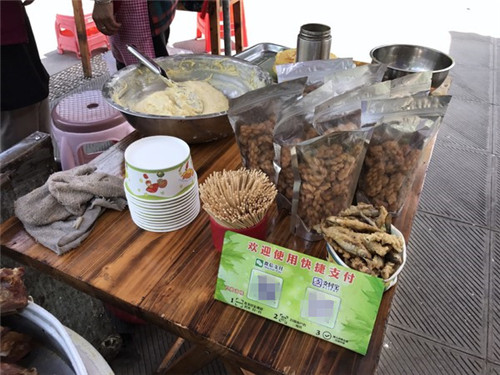 支付宝|“马老师”至今没想通:为啥街边摊贩喜欢用微信,而不是支付宝?