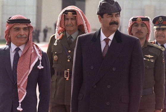 [萨达姆]萨达姆为何将战机全都藏起来，也不对付美军？其实这一手玩的很高