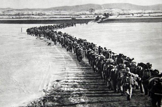 金日成|志愿军赶跑了美国人,金日成却大发脾气,还是斯大林出面解围