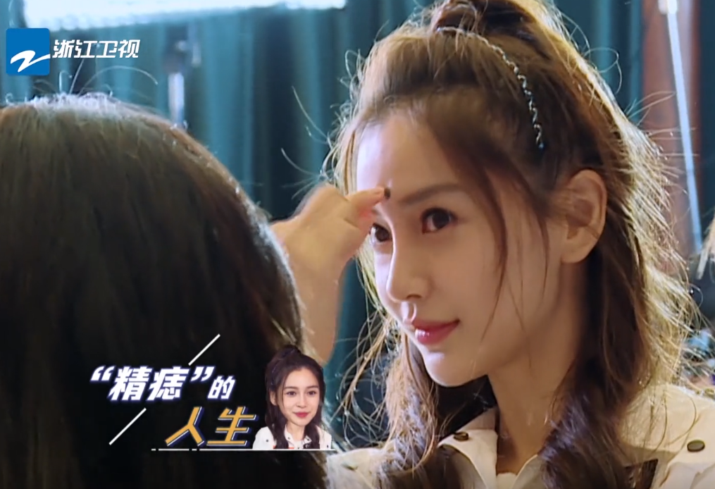 「关晓彤」跑男节目组黑化关晓彤？同样是换造型，她和baby待遇差太多