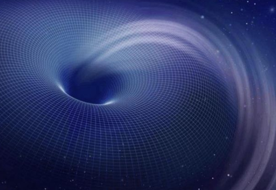 「UFO」UFO不是来自外太空, 而是通过时空隧道, 从未来穿越而来令人惊恐