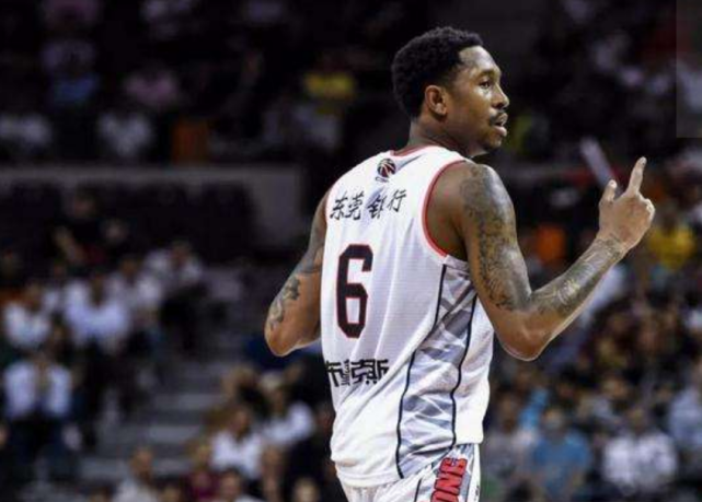 广东男篮|太超值了！广东出40万美金包机接回超级外援，确保队史第10冠到手